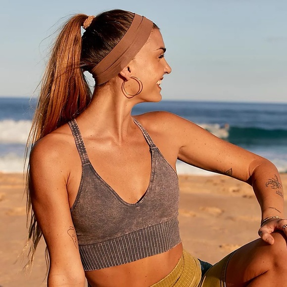 FREE PEOPLE Good Karma Crop Tank GREY M/L $48 - Picture 5 of 16